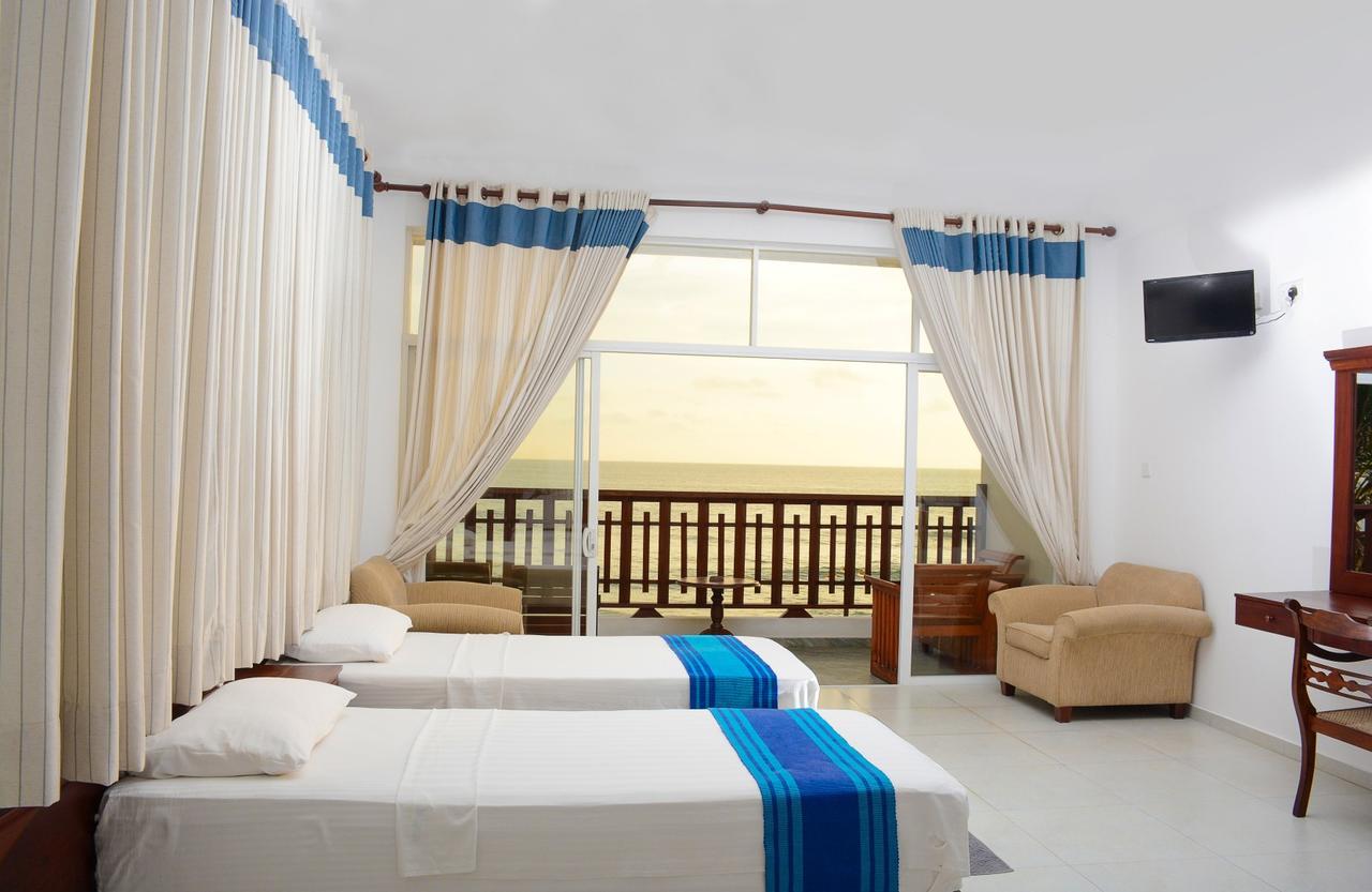 Ranmal Beach Hotel Hikkaduwa Ngoại thất bức ảnh